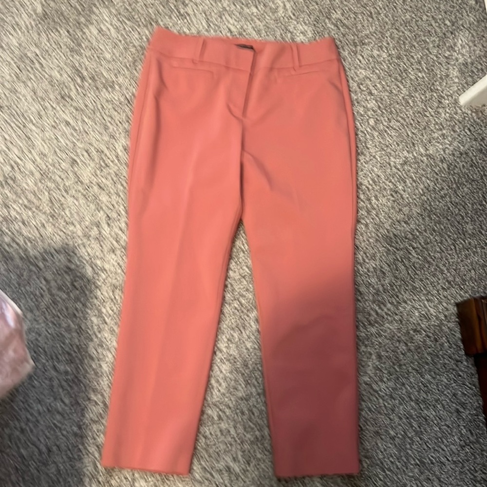 Ann Taylor signature trousers